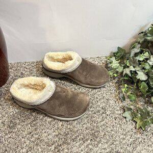 Merrell Encore Chill Slip On Mules Clogs Shoes Suede Women’s 6 Stitch Brown